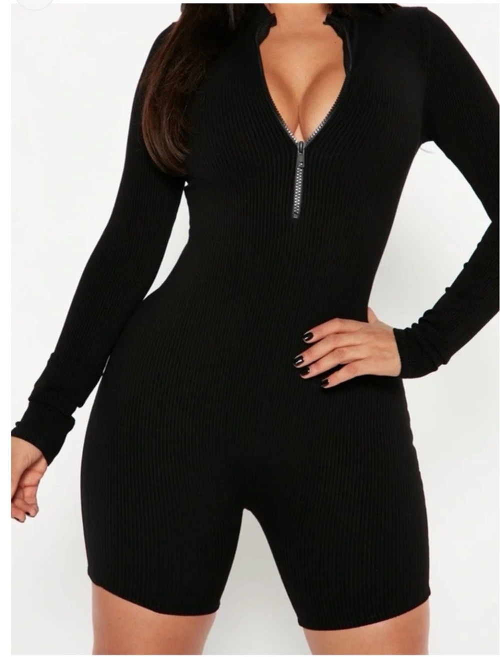 NWT Ribbed Black Zip-Front Long Sleeve Romper - Size L